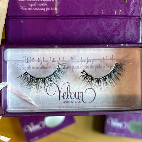 Sephora & Velour Lashes Various Sizes - Picture 2 of 4
